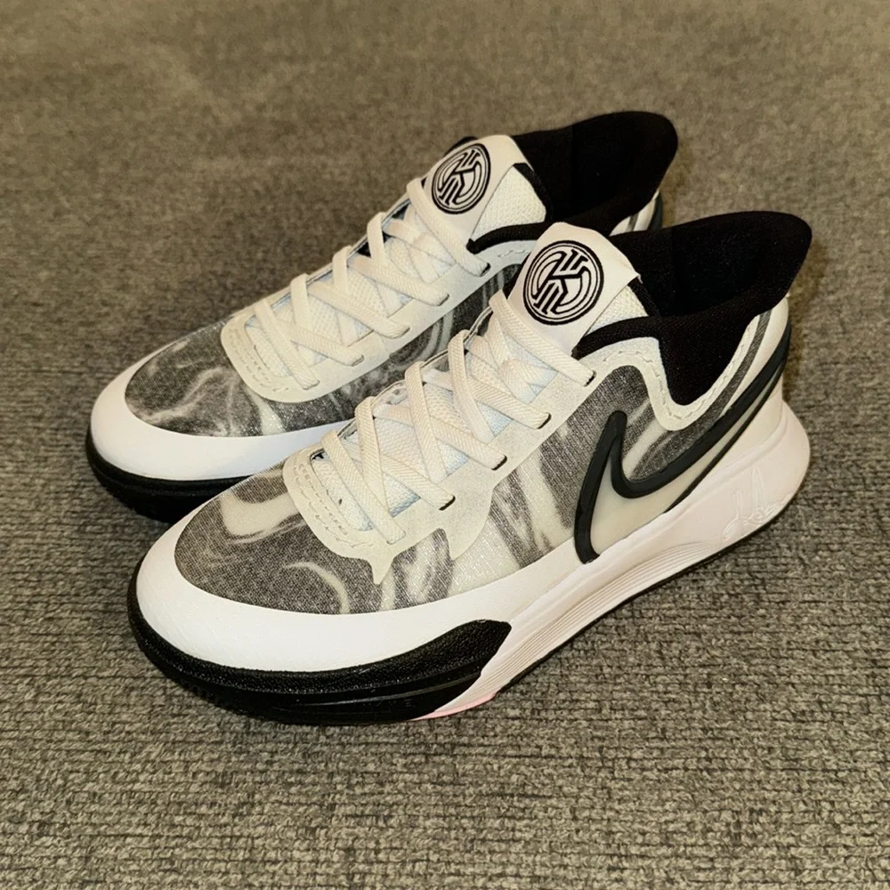 Nike Kyrie 8 GO (PS)